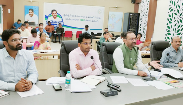 అర్హులైన ఓటర్లను తొలగిస్తే చర్యలు