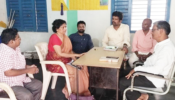 వైసిపి నాయకుని దౌర్జన్యం