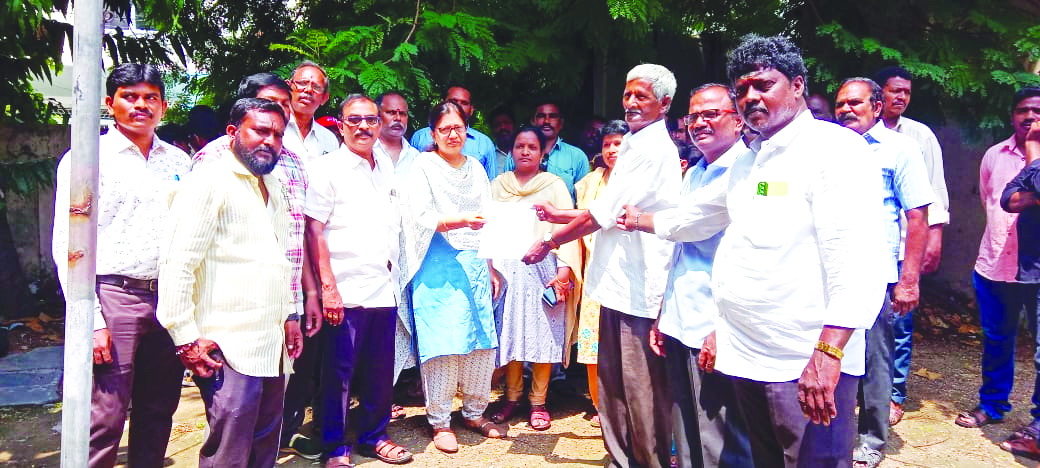నిర్మాణ కార్మికులకు పథకాలు అమలు చేయాలి