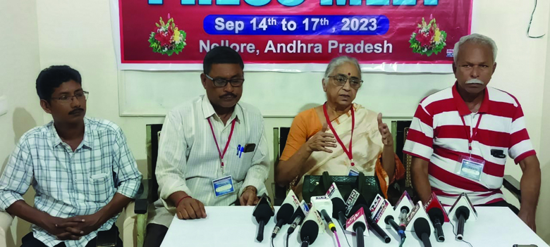 దేశ సంపదను కార్పొరేట్లకు దారాదత్తం