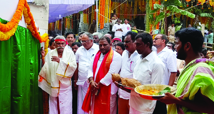 ఘనంగా అంకమ్మతల్లి నూతన విగ్రహ ప్రతిష్ట