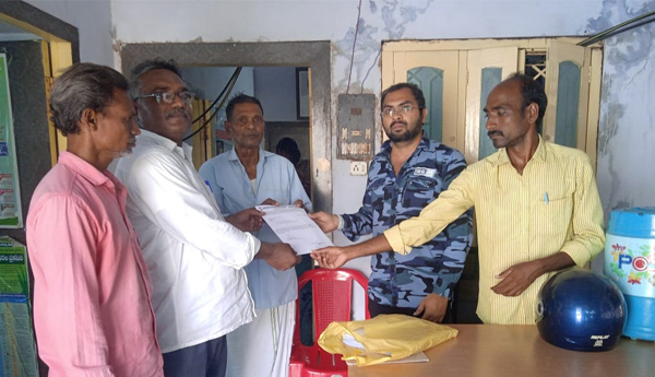 అధిక ధరలు తగ్గించాలని కోరుతూ సిపిఎం వినతి