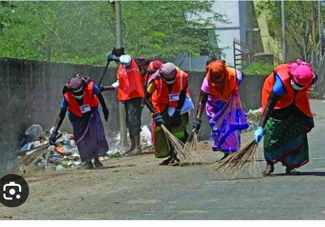 జీతం తక్కువ.. చాకిరి ఎక్కువ..