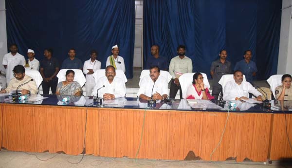 వైవభంగా అమ్మవారి ఉత్సవాలు