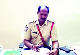 ఎస్‌ఐ ఈశ్వరయ్య బాధ్యతల స్వీకరణ