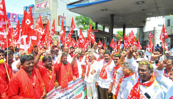ప్రతిపక్షాన్ని సస్పెండ్‌ చేసి... ఏకపక్ష నిర్ణయాలు సరికాదు