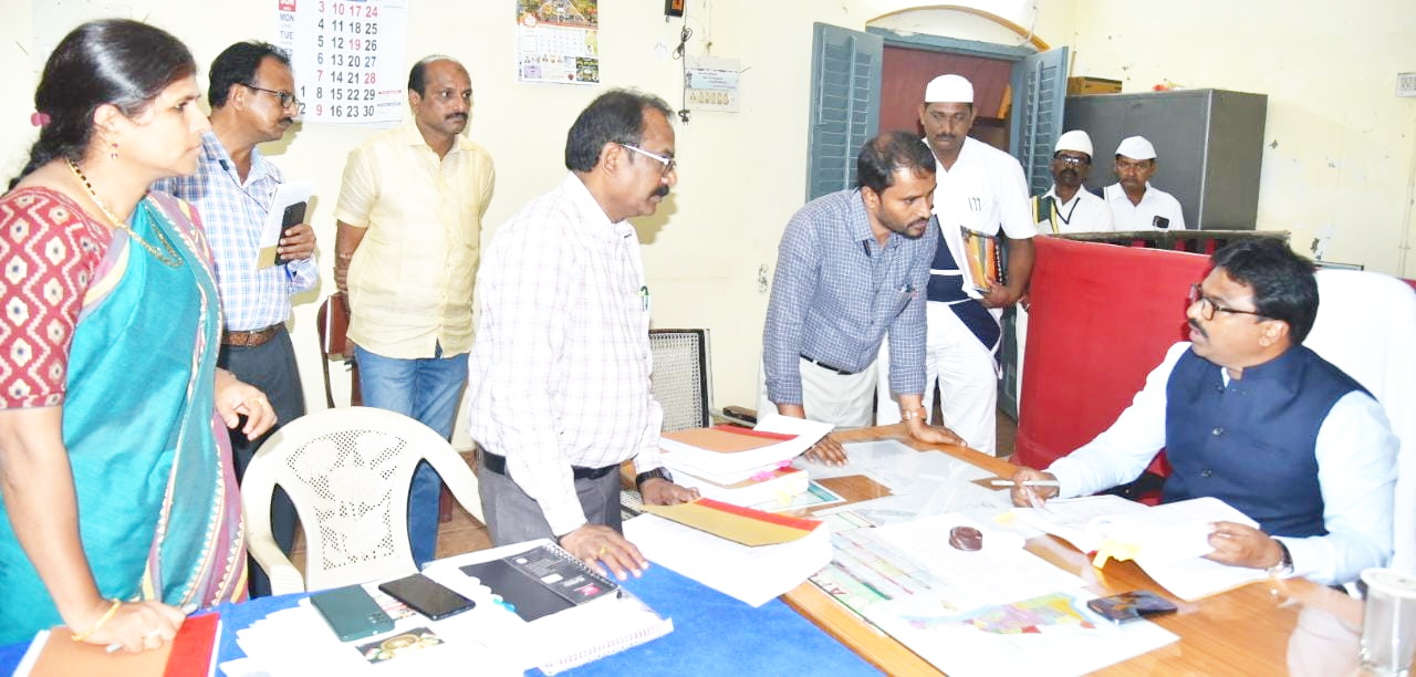 పకడ్బందీగా ఓటర్ల జాబితా : కలెక్టర్‌