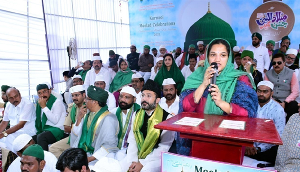 ఘనంగా మిలాద్‌ ఉన్‌ నబి వేడుకలు