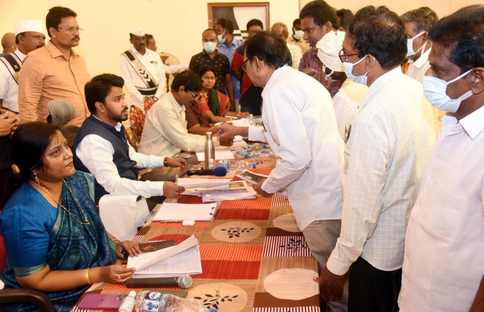 నాణ్యతతో 'జగనన్నకు చెబుదాం' అర్జీలు పరిష్కారం :కలెక్టర్‌ ప్రసన్న వెంకటేష్‌