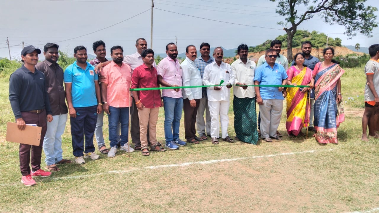 క్రీడలతో గుర్తింపు, ఉద్యోగావకాశాలు