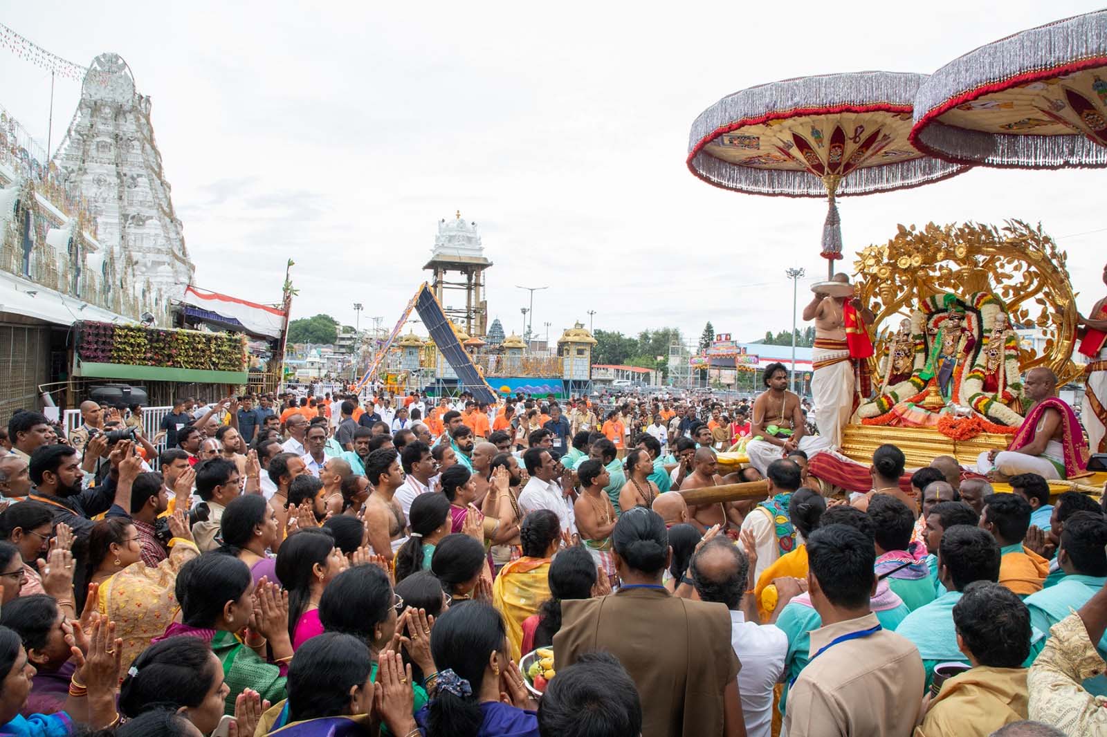 కల్పవృక్ష వాహనంపై శ్రీ మలయప్ప