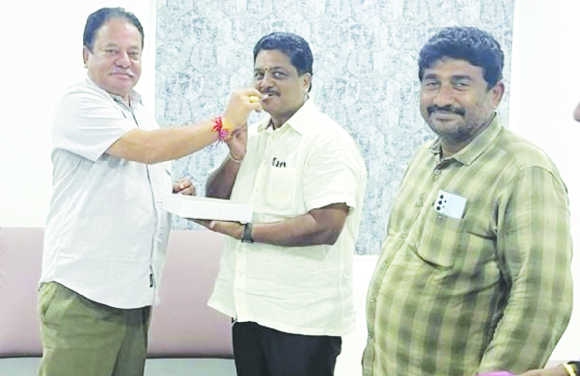 ఉండి ఎఎంసి ఉపాధ్యక్షులుగా నరేంద్రకుమార్‌