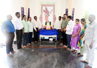 గుర్రం జాషువా సేవలు చిరస్మరణీయం