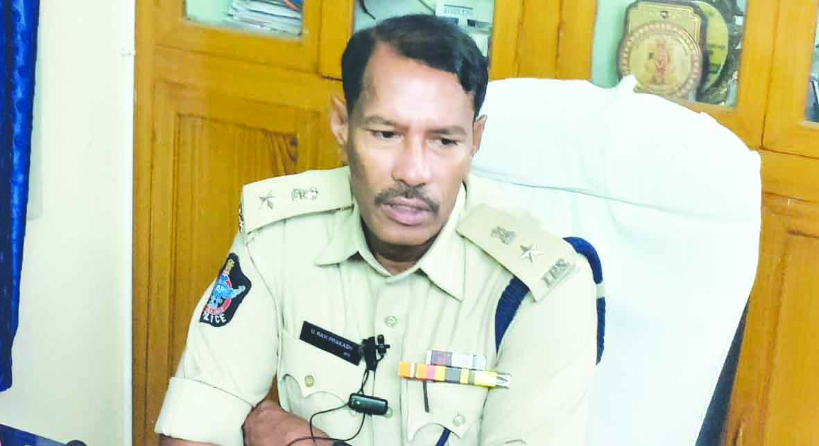 చిన్నాన్నే చిదిమేశాడు