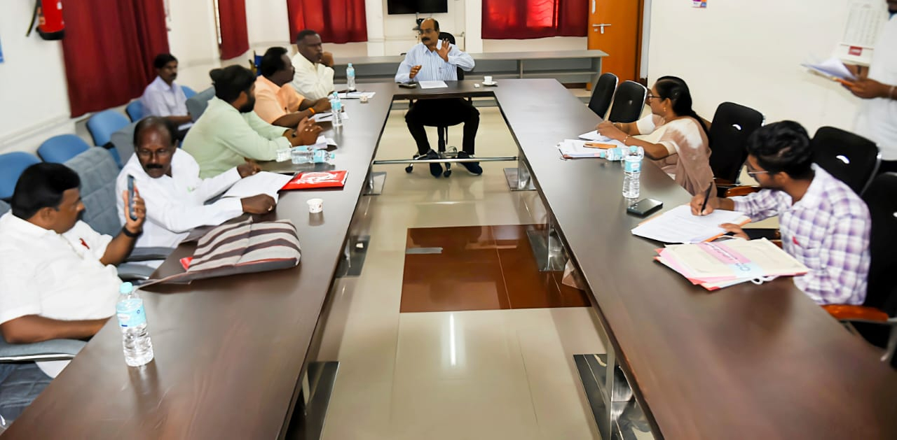 600 ఓటర్లకు మించి ఉంటే ప్రత్యేక కేంద్రం