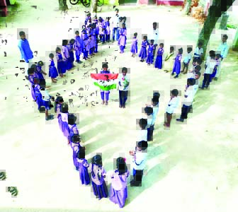  మండలంలో పలు పాఠశాలల్లో  మేరా మట్టి మేరా దేశ్‌