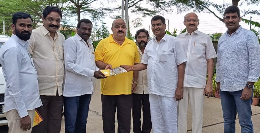 ఎన్‌టిఆర్‌ ఫోటోతో ముద్రించిన రూ.100 నాణేం ఆవిష్కరణ