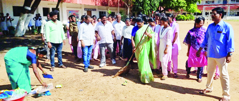 ప్రతి ఒక్కరూ ప్లాస్టిక్‌ రహిత గూడూరుకు సహకరించాలి..
