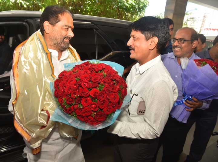 స్పీకర్‌ 'తమ్మినేని'కి స్వాగతం