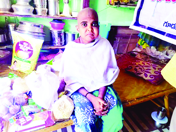 మత్యువు ఒడిలో ఓ తల్లి పోరాటం..బతకాలని ఆరాటం..