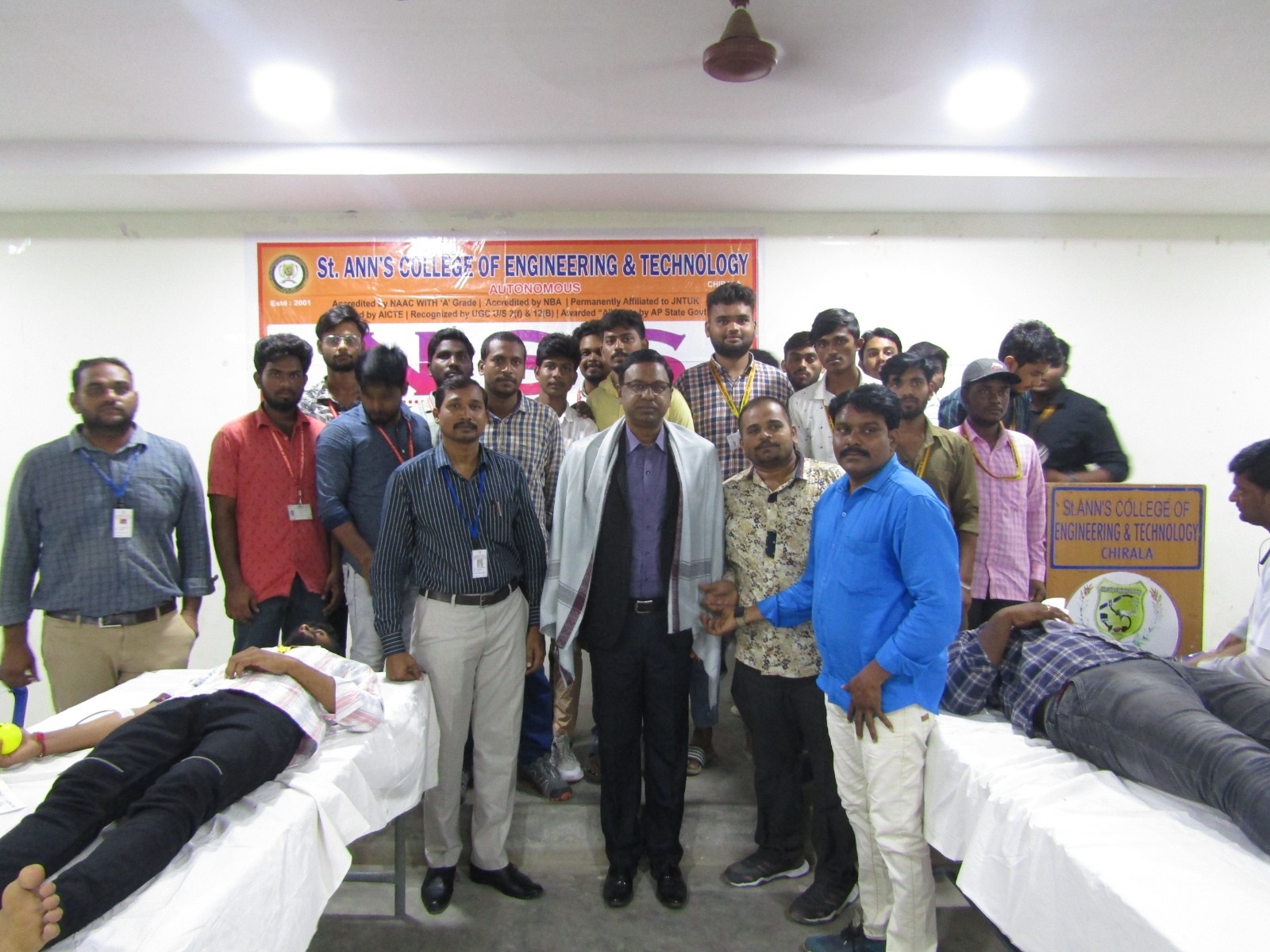 సెయింట్ ఆన్స్ కళాశాలలో రక్తదాన శిబిరం