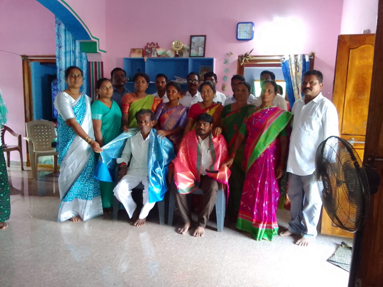 సర్పంచిల ఛాంబర్‌ అధ్యక్షులుగా బుచ్చిరాజు