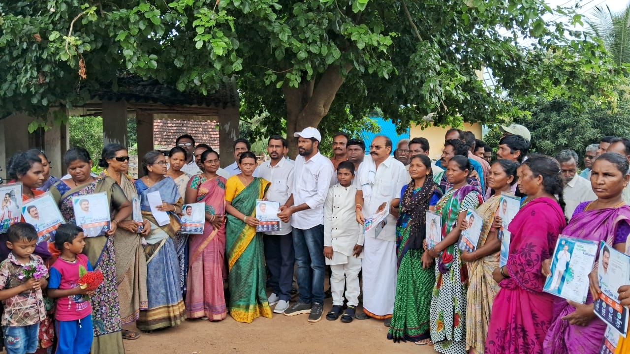 జిల్లెల్లగూడెంలో గడపగడపకు మన ప్రభుత్వం