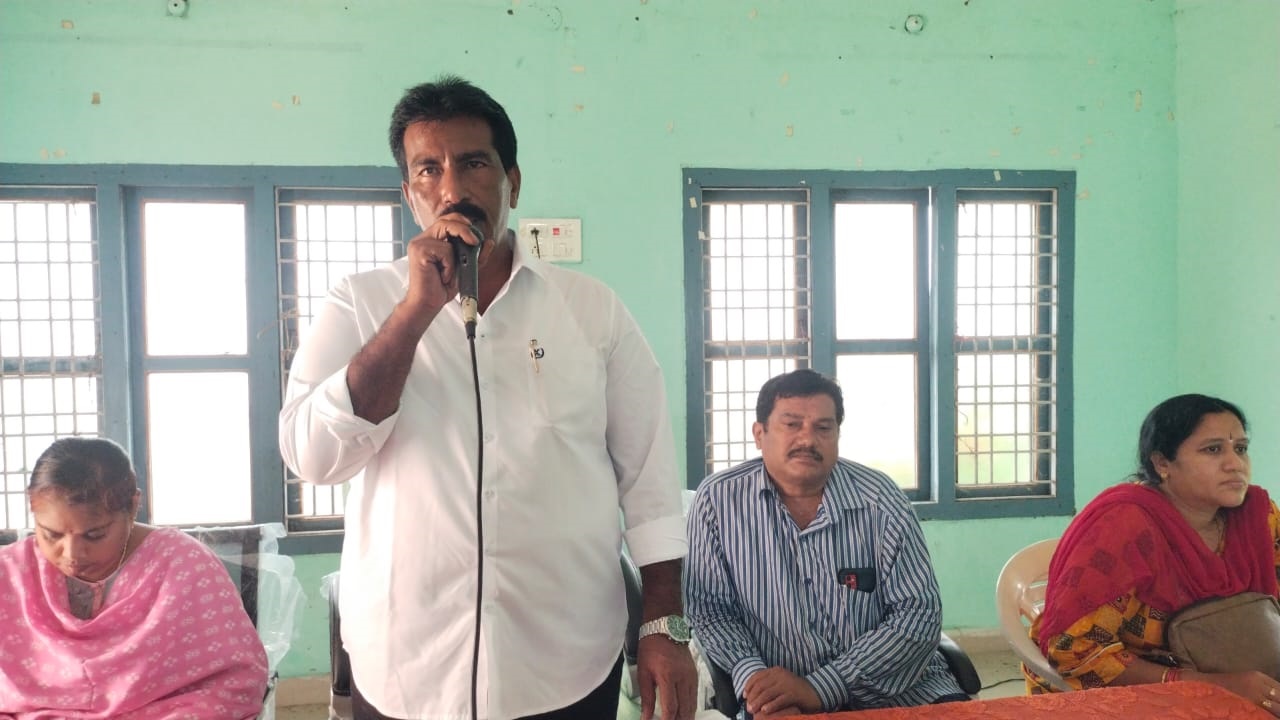 ఎంపిపి చింతల సీనయ్య