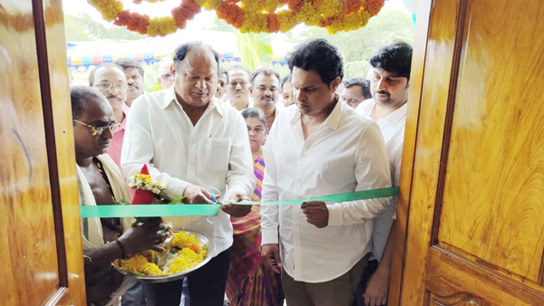 ఎమ్మెల్యే కరణం బలరామకృష్ణమూర్తి