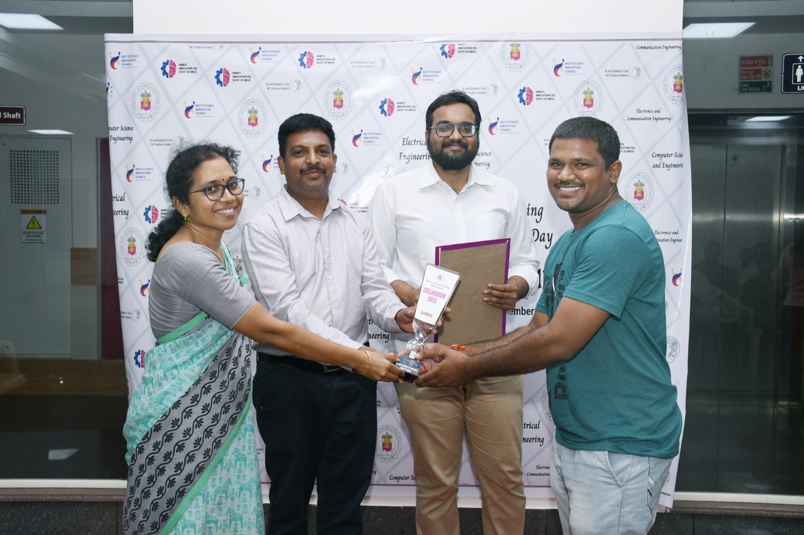 పరిశోధనా ఫలాలు క్షేత్రస్థాయికి చేరాలి