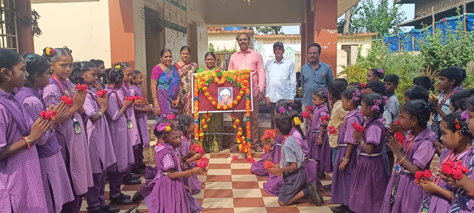 అభ్యుదయ కవితా పితామహుడు గురజాడ