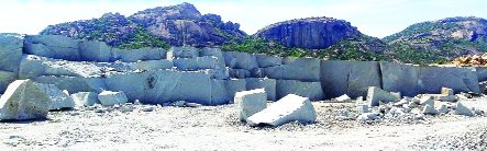 కొండలు పిండిచేసినా కడుపు నిండదాయే!