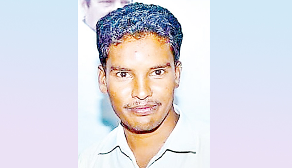AP-Minister-Jogi-Rameshs-office-photographer-has-disappeared