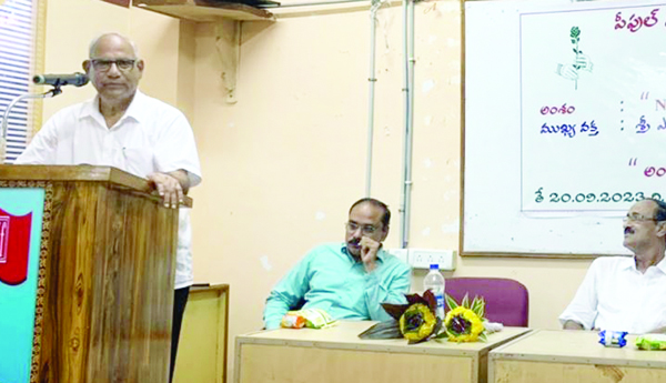 పింఛను కోసం ఉధృత ఉద్యమాలు