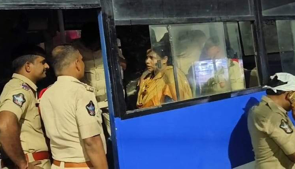 /TDP-leader-Bhuma-Akhilapriya-broke-hunger-strike