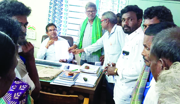కరువు జిల్లాగా ప్రకటించాలని వినతి