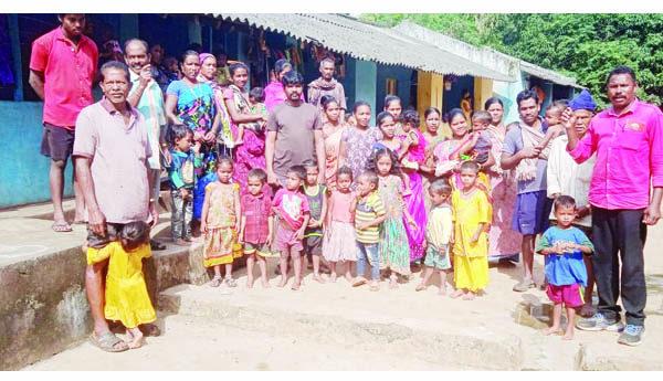 చిన్నారులు, గర్భిణుల అవస్థలు