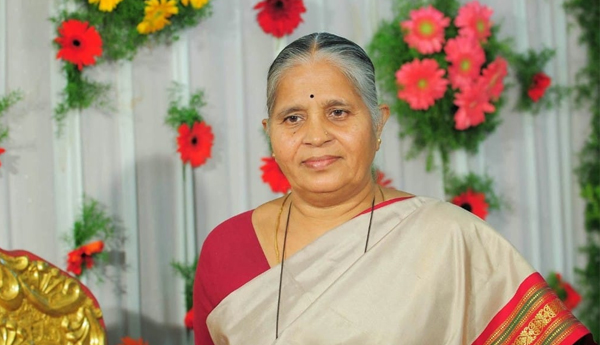 balluri-ramadevi-in-tana-nari-sahityam