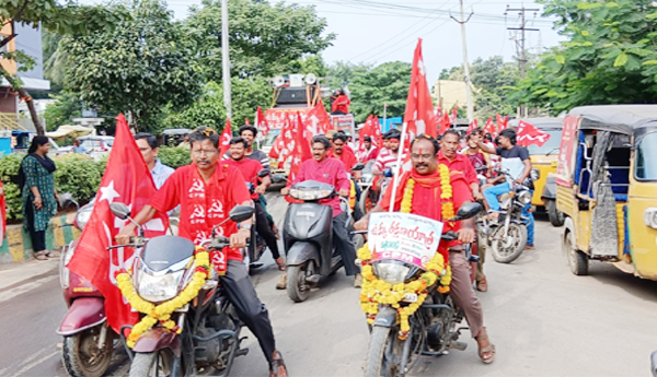 Vizag-steel-plant-not-being-privatized-bike-trip