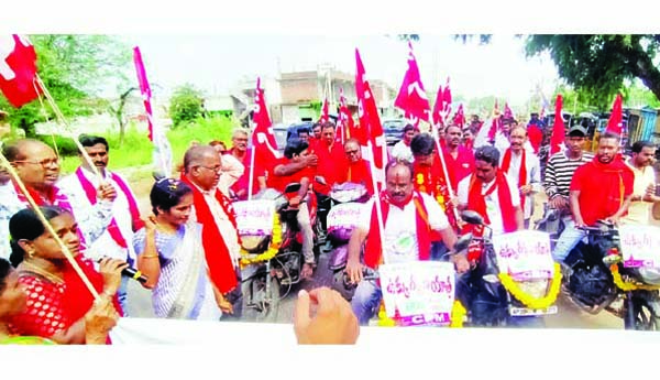 విశాఖ ఉక్కును కాపాడుకోవాలి