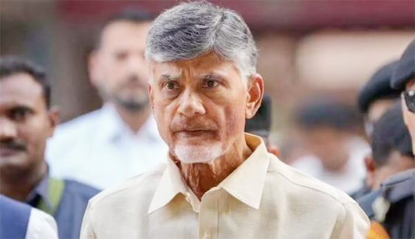 Give-bail-in-fiber-grid-case-Chandrababu