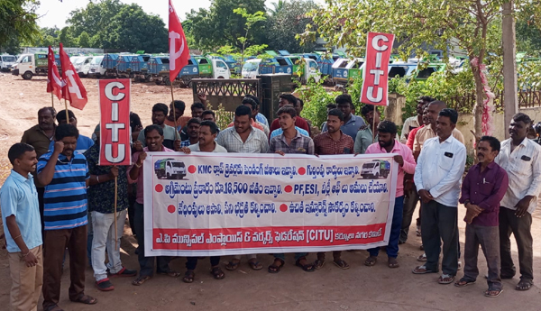 clap-drivers-protest-for-pending-wages