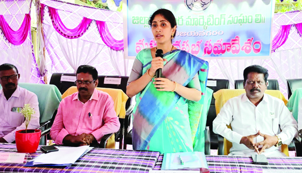  రూ.20కోట్ల వ్యాపార క్లబ్‌లో డిసిఎంఎస్‌