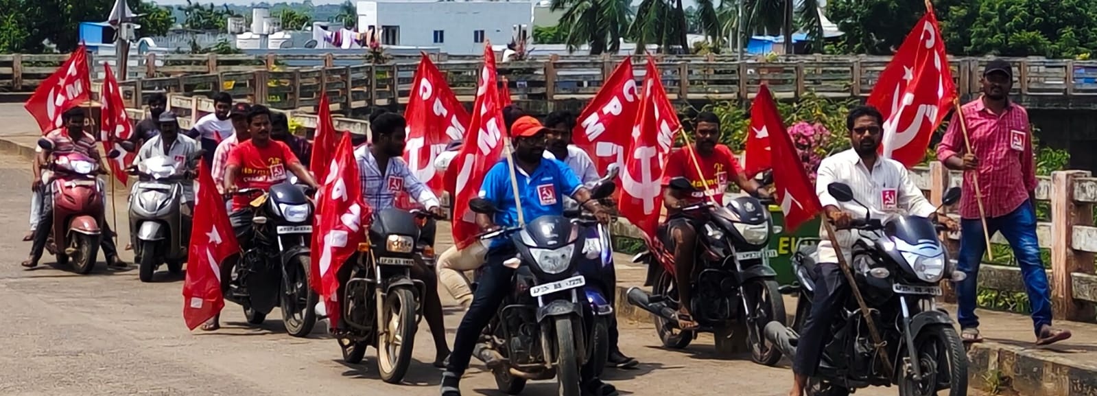 మతోన్మాద బిజెపిని సాగనంపాలి