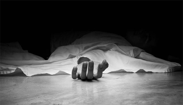 A-10th-class-student-committed-suicide-by-jumping-from-the-top-of-the-apartment