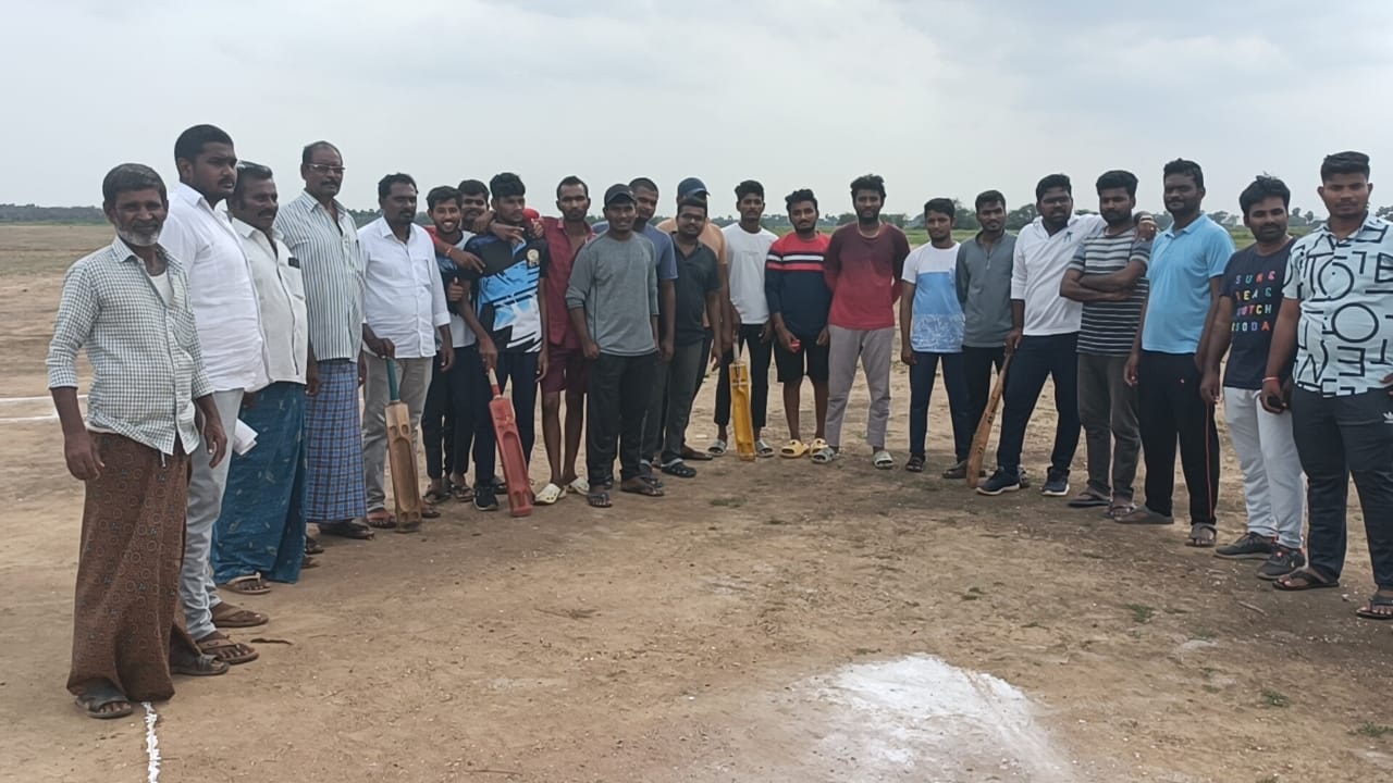 క్రికెట్‌ పోటీలు ప్రారంభం