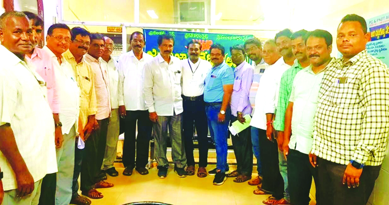 ఎన్నికైన నూతన కమిటీ