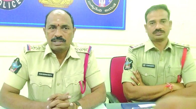 వినాయక విగ్రహాల ఏర్పాటుకు అనుమతులు తప్పనిసరి