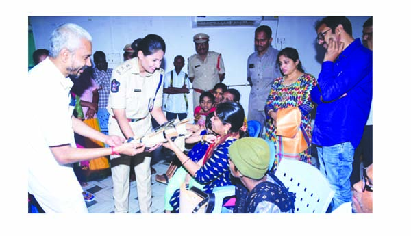 'సేవాభావమే మానవత్వాన్ని మెరుగుపరుస్తోంది'