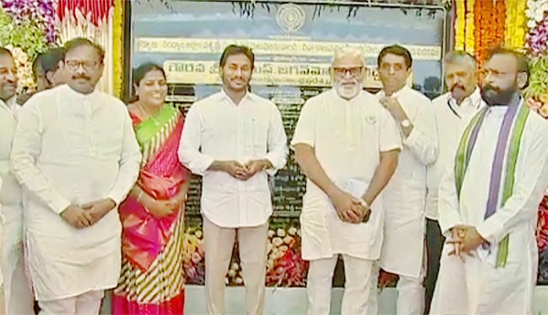 CM-Jagans-visit-to-Kurnool-Inauguration-of-pump-house-at-Lakkasagaram